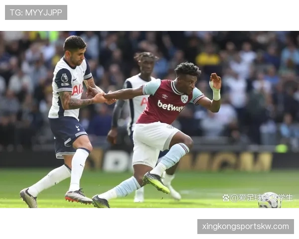 库杜斯在西汉姆体系中的战术角色与定位解析