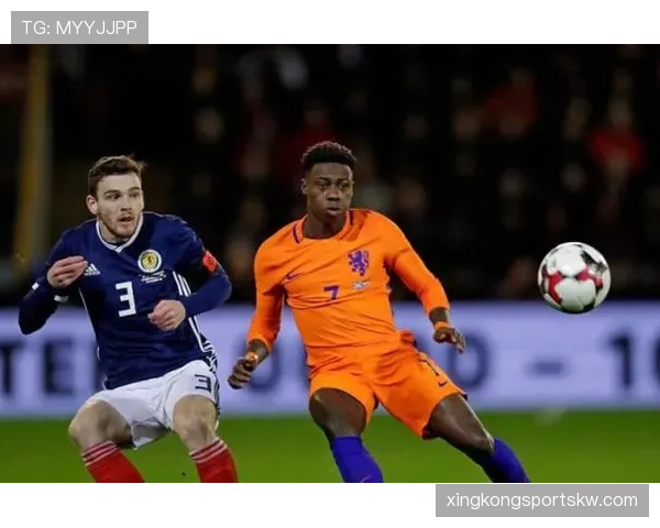 博努奇与范戴克：体系依赖分化，单点出球更集中